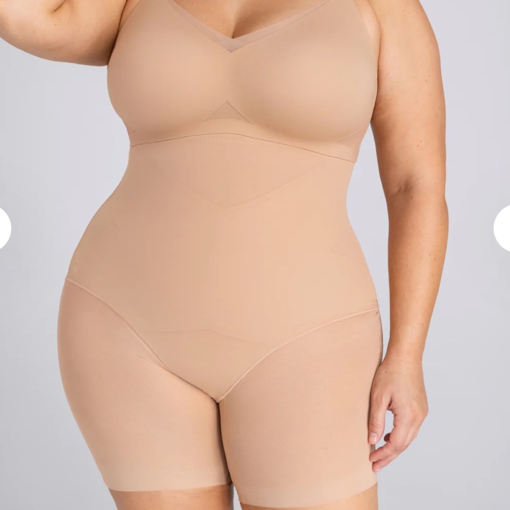 NWT Honeylove SuperPower Short size Large